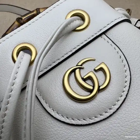 Hyper Peter bucket mini bag GUCCI Diana 0525